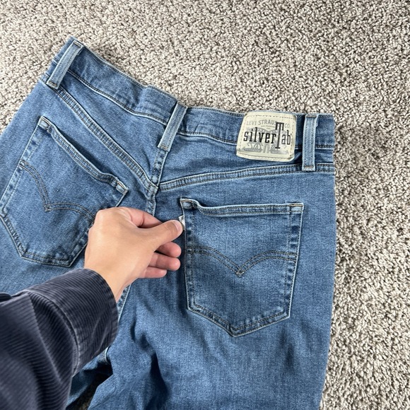 Levis Silver Tab Mom Jeans Womens 30‎ (Fits 28x25) High Rise Stretch Baggy Denim - Picture 13 of 16